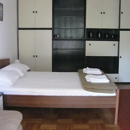 Emilia Apartment