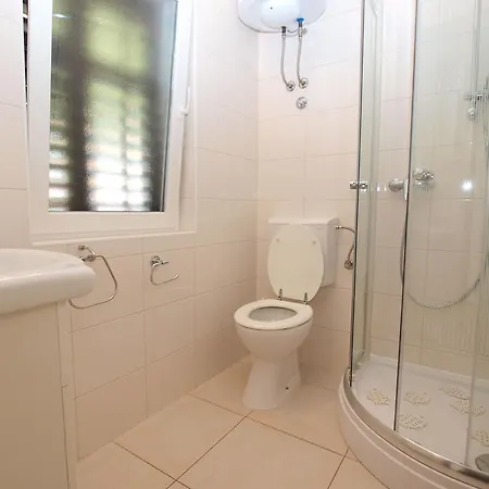 Emilia Apartment *
